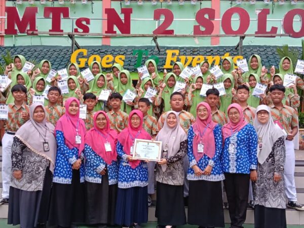 MTs Negeri 2 Surakarta Dukung Edukasi Gizi Serentak Nasional dalam Peringatan Hari Gizi Nasional ke-66 Tahun 2026