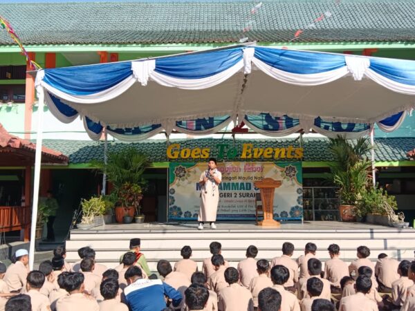 Semarak Pengajian Akbar MTsN 2 Surakarta: Membumikan Akhlak Rasulullah di Tengah Riuhnya Dunia Digital